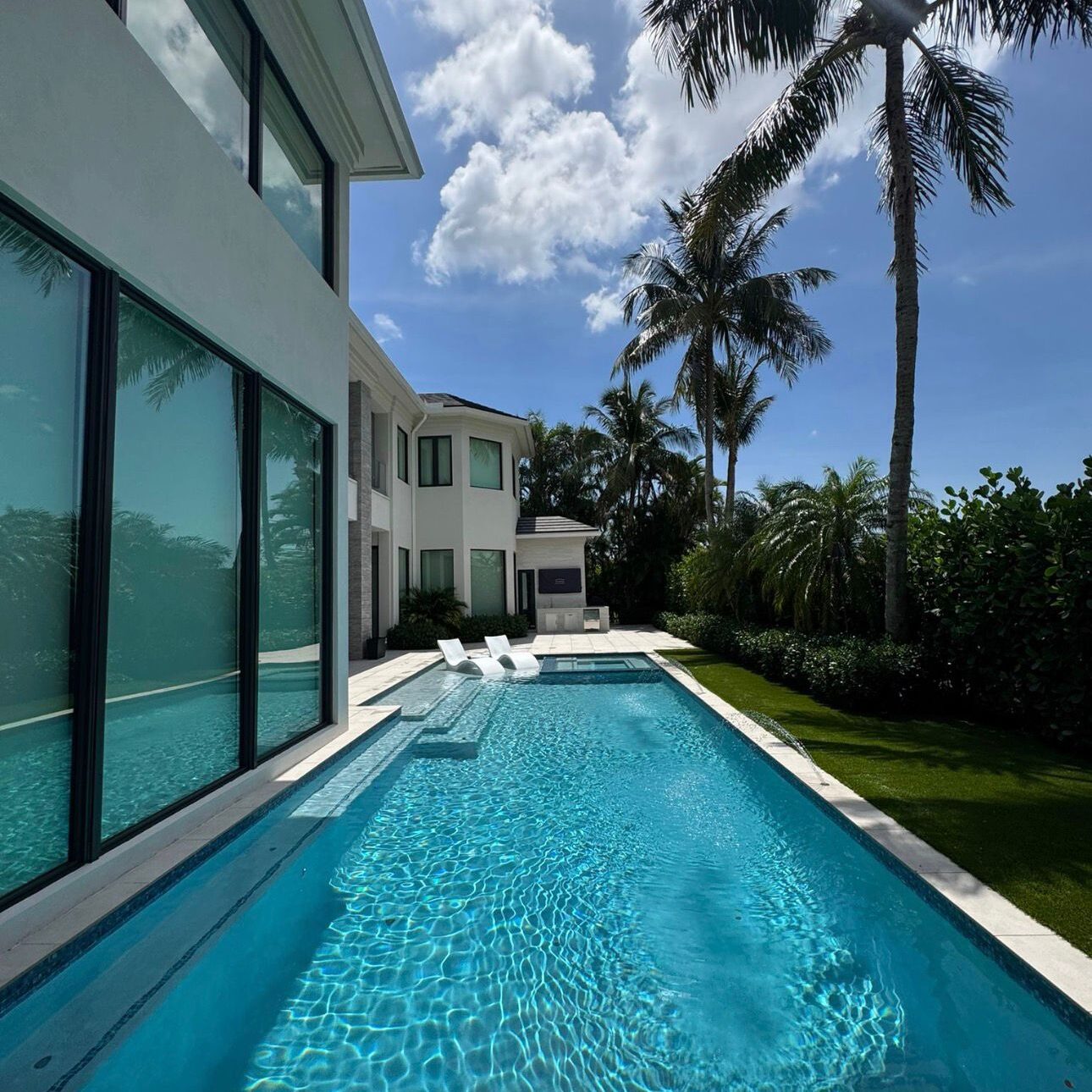 WhatsApp Image 2025-12-04 at 15.54.34